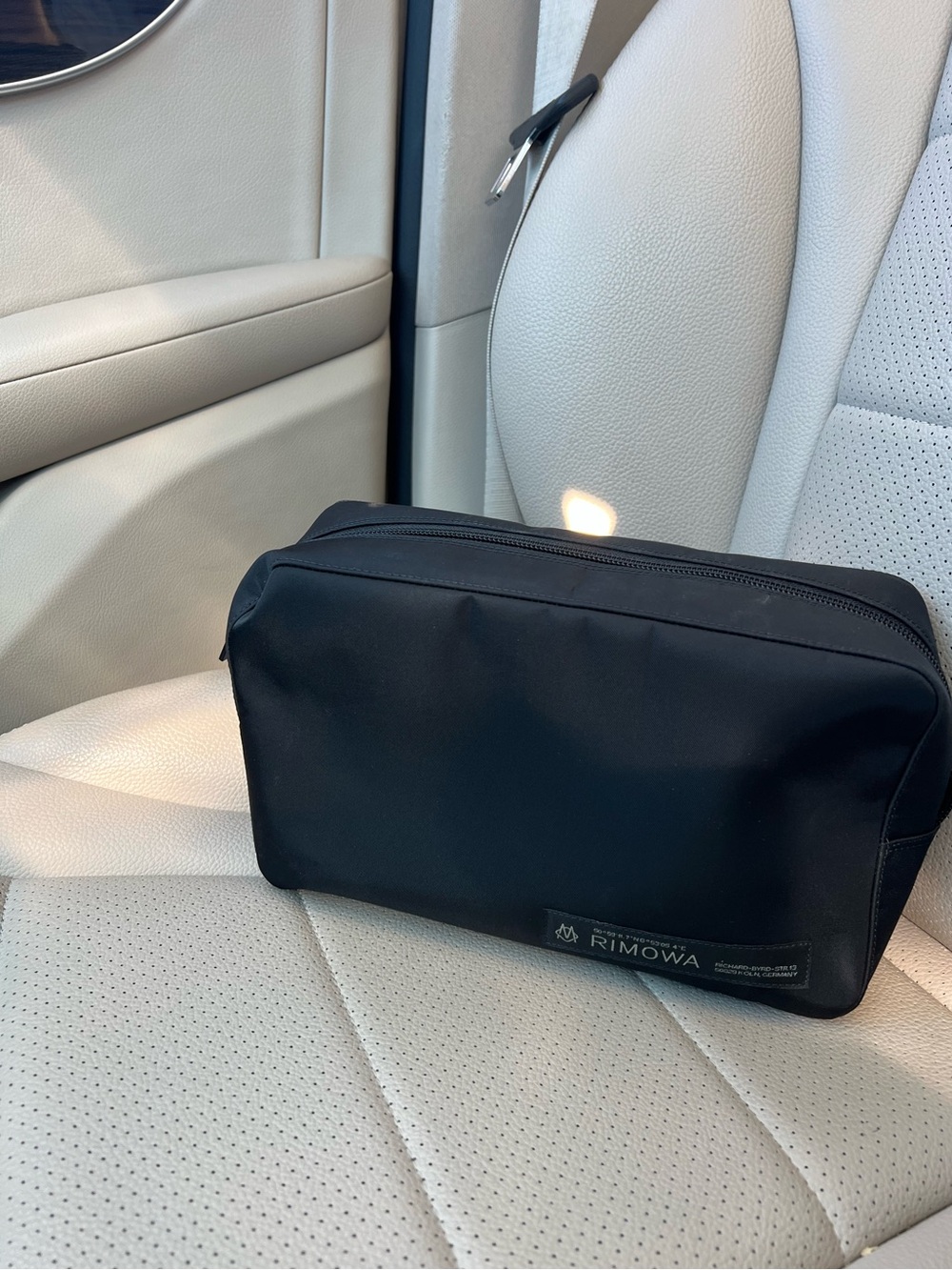 Authentic RIMOWA black toiletry pouch Toiletry Bag Makeup bag